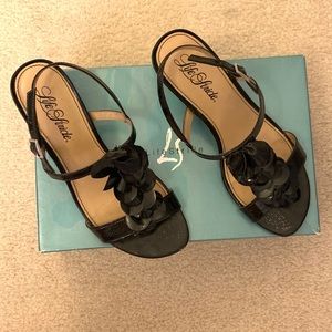Black wedge sandal